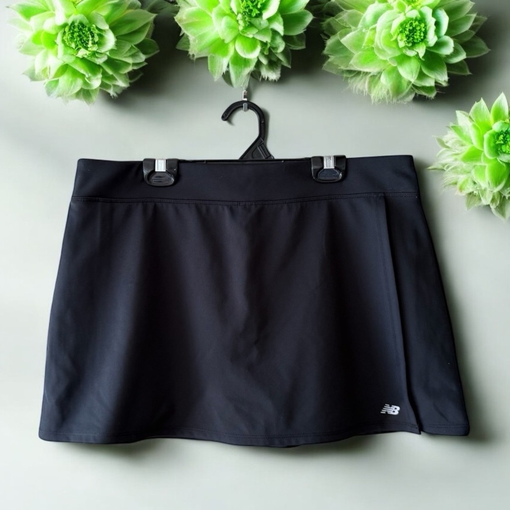 ❌SOLD❌New Balance Black Athletic Skort - Picture 13 of 13